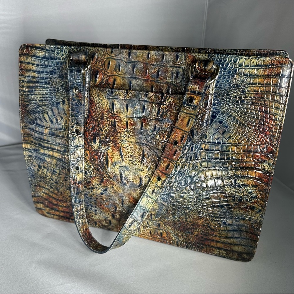 Brahmin Medium Camille Cedar Melbourne the croc-embossed real leather tote. - Picture 4 of 10
